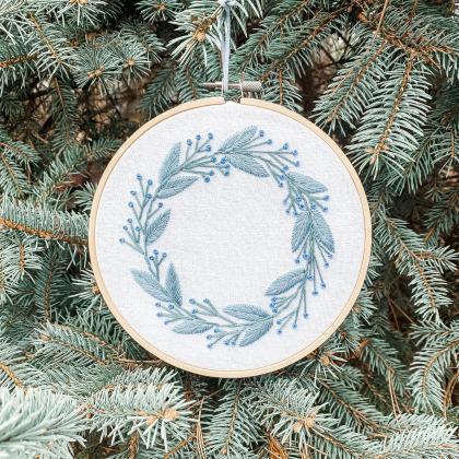 Winter Wreath Embroidery Pattern | ..
