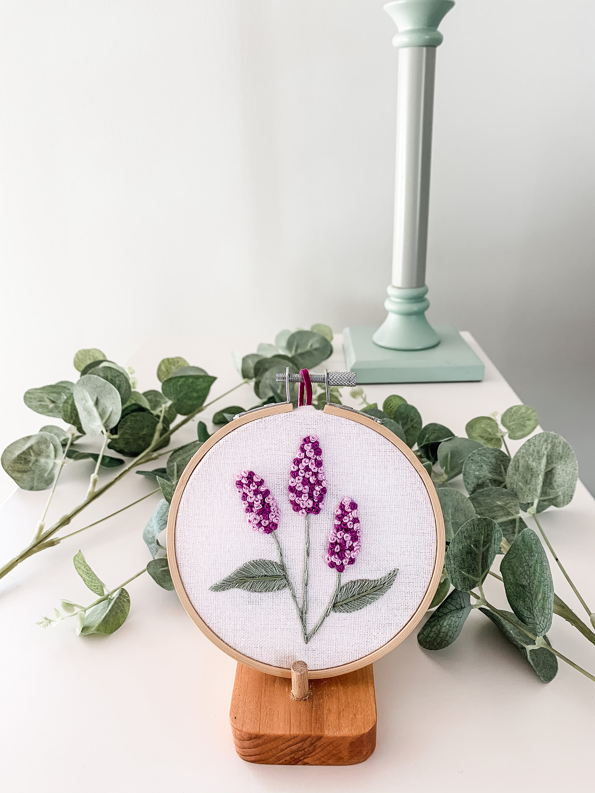 Beginner Hand Embroidery Pattern - Inverness in Lilac & Dusty Rose